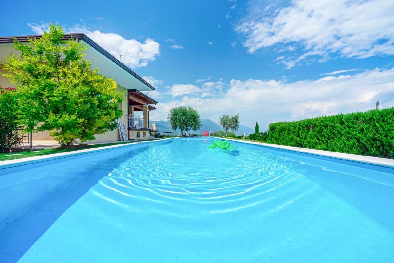 فيلا Piscina Panoramica - La Casa Volante سويانو ديل لاغو المظهر الخارجي الصورة