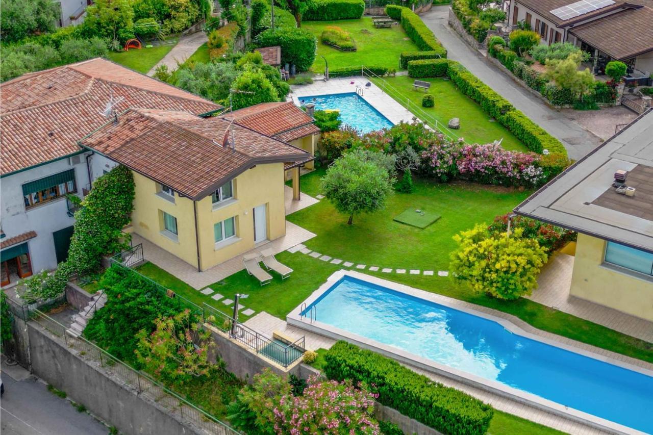 فيلا Piscina Panoramica - La Casa Volante سويانو ديل لاغو المظهر الخارجي الصورة